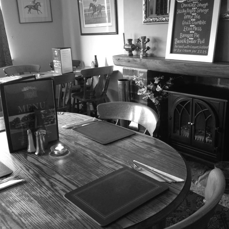 The Kings Head Inn Глостер Екстер'єр фото