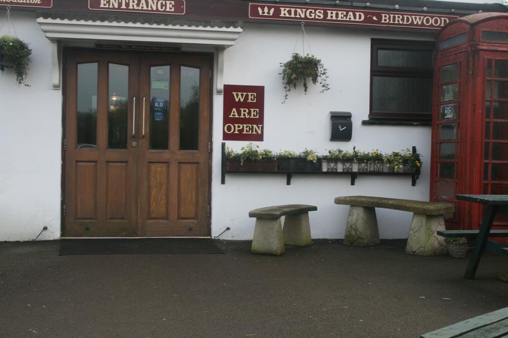 The Kings Head Inn Глостер Екстер'єр фото
